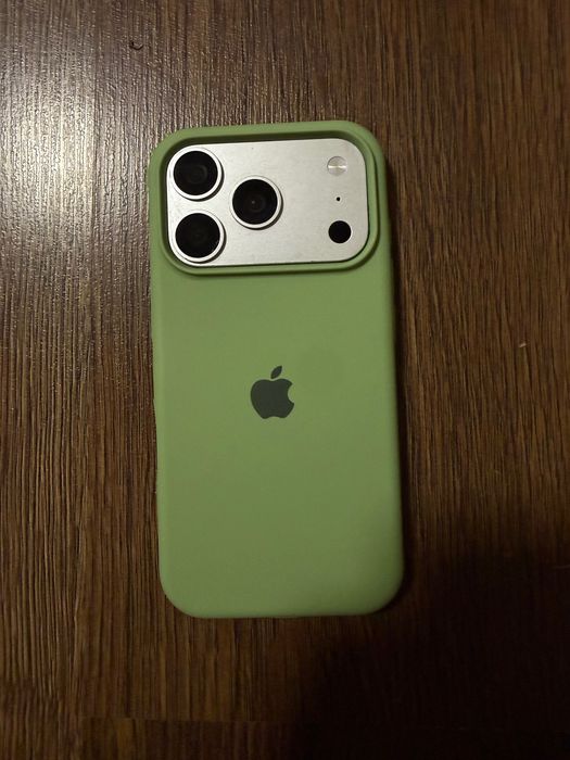 МОДЕЛ Телефон- Iphone 17 PRO