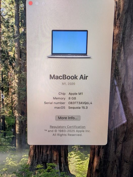 Лаптоп Macbook AIR 13 M1 2020 8GB 256GB SSD с добра батерия