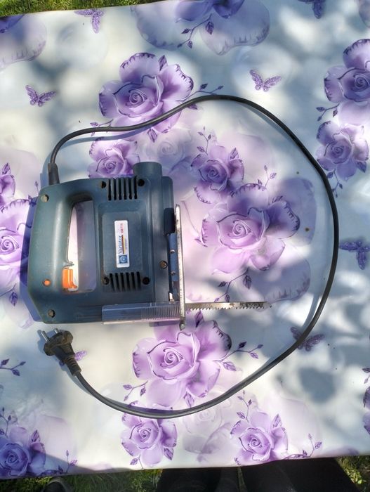 Продам электролобзик