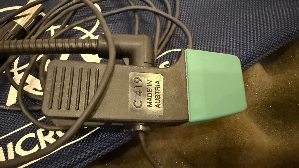Sure - Lavaliera + AKG Mic suflator