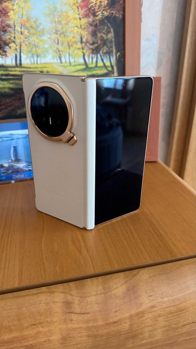 Мобилен телефон  HONOR Magic V6