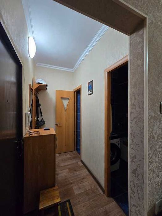 Продам 1ком. квартиру Навои 316