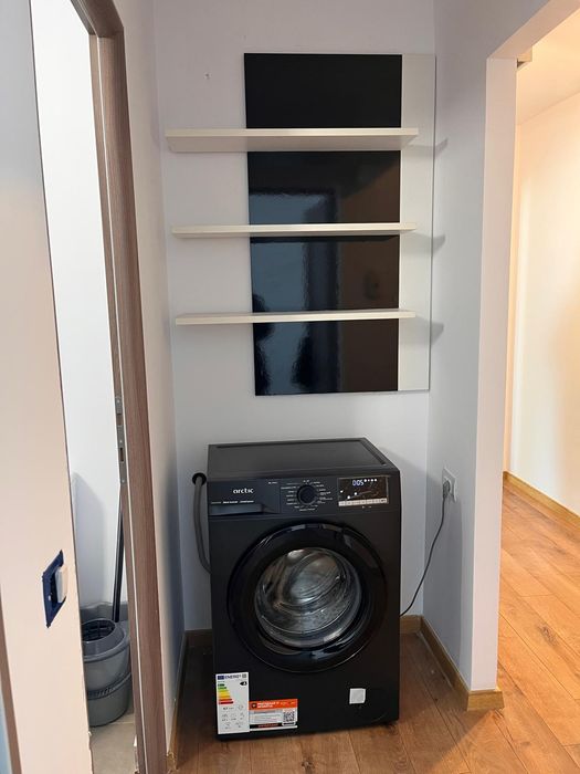 Închiriez apt 2 camere