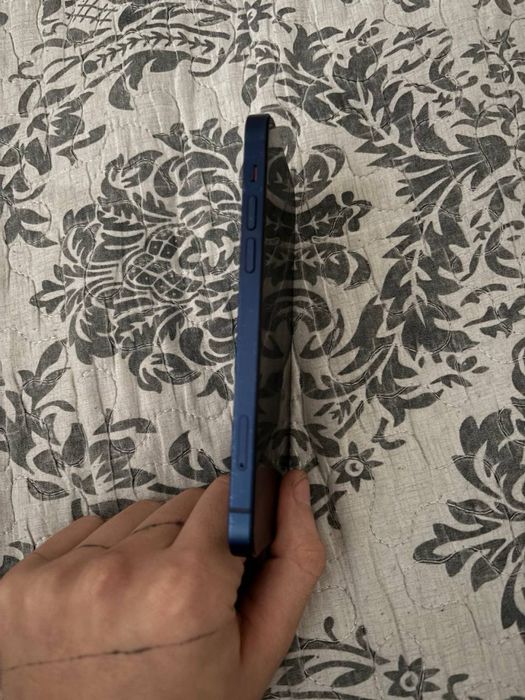 Айфон 12 акб 100%