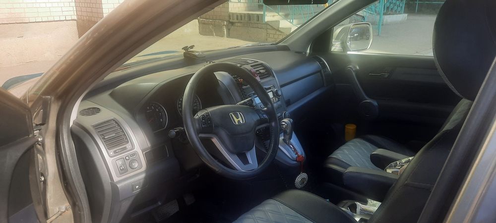 кроссовер Хонда 2008года