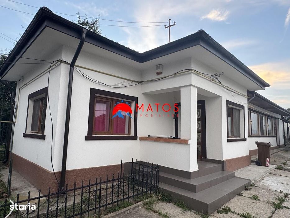 Casă de vânzare Câmpina, Bobâlna | 5 camere, teren