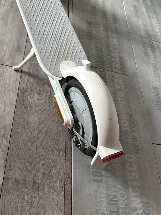 Электросамокат Xiaomi Electro Scooter 3 Lite