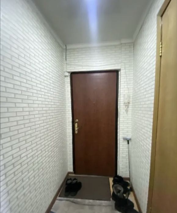 Продам квартиру 2-комн.