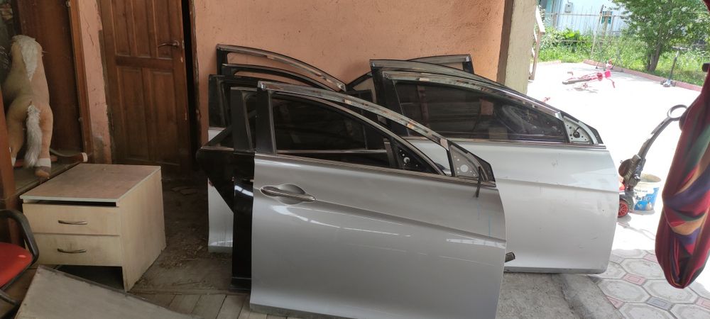 Правая дверь Kia Sonata K5