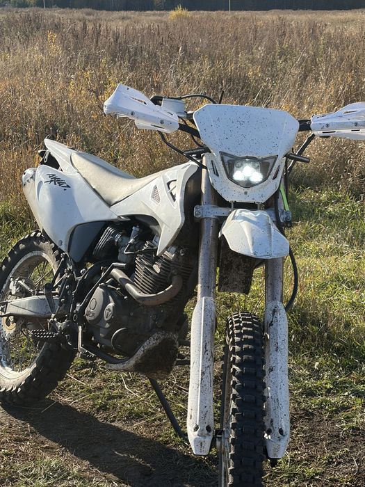 Продам эндуро 250