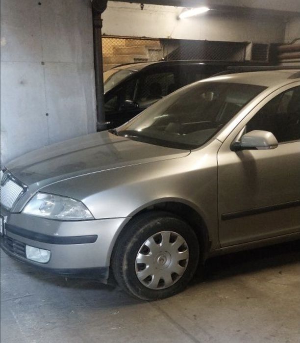 Piese  originale skoda octavia 2  break 1,9 tdi BJB 2 1,
