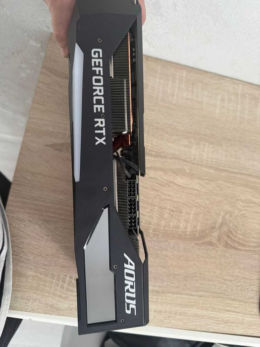 Видеокарта GIGABYTE GeForce RTX 3070 Ti AORUS MASTER
