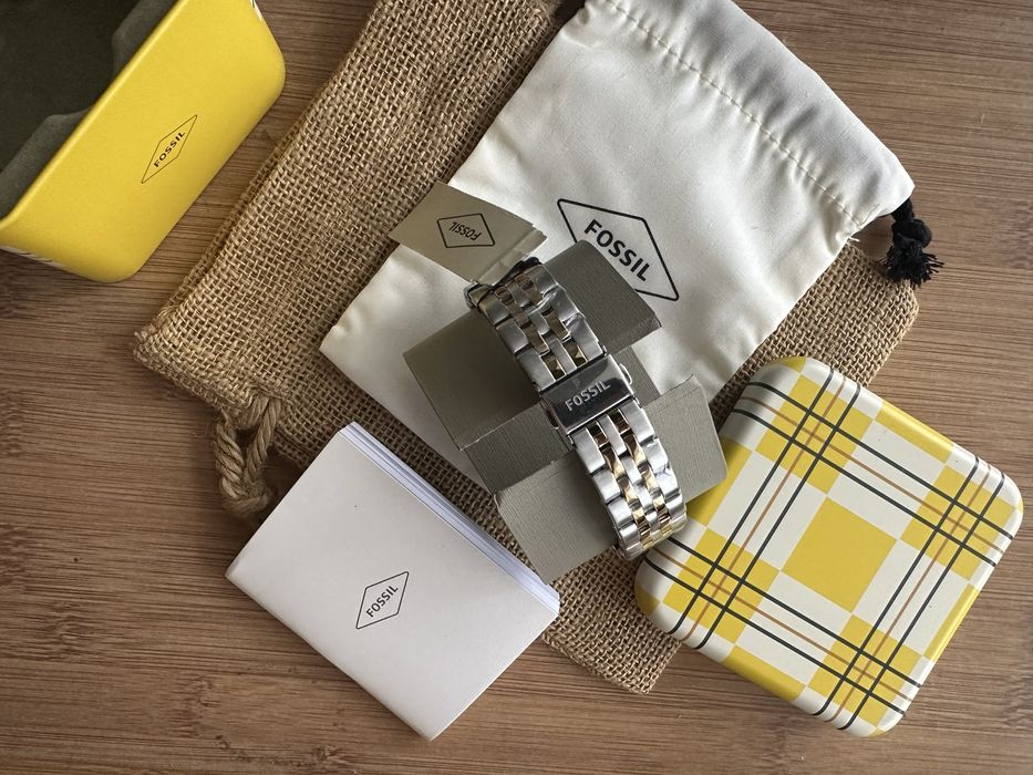 Ceas Fossil Boyfriend nou two tone 38mm diametrul exceptional es3746