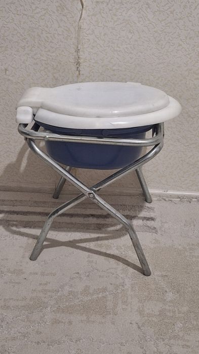 Санитарный.   стул