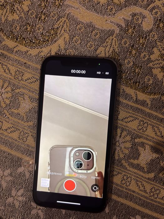 iPhone xr | airpods 3