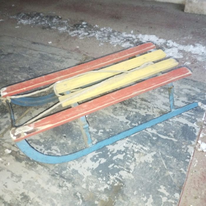 Продам советские санки