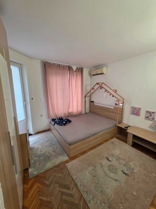 Продава се Тристаен апартамент в Видин, Център - 87 кв.м за 1150 €/кв.м - Снимка #2