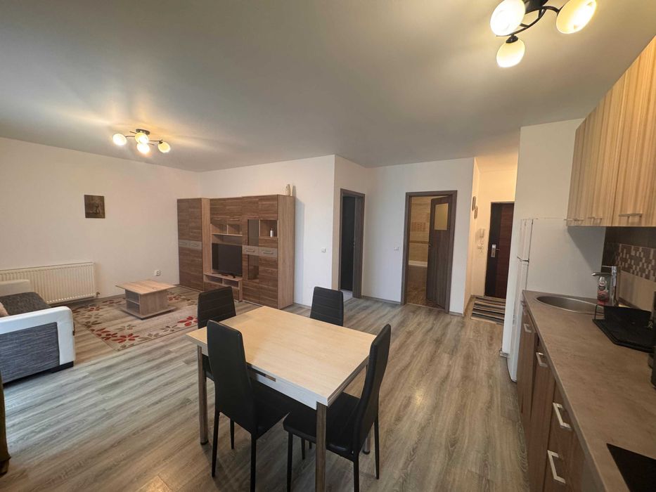 Apartament 2 camere de închiriat City Residence