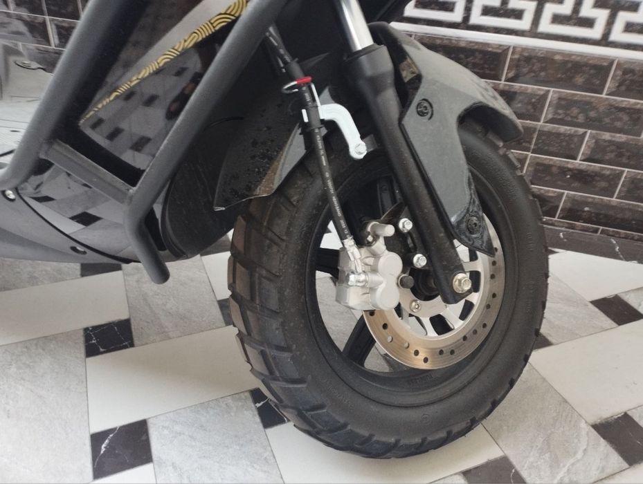 Skuter schot spravkasi bor yangi