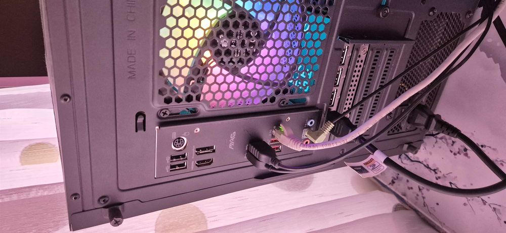 I5 13600kf   B660M MSI MAG   RAM 32ddr4 RAM 3600MHz dual     RTX 5060 shadow 2x OC 8gb DDR7