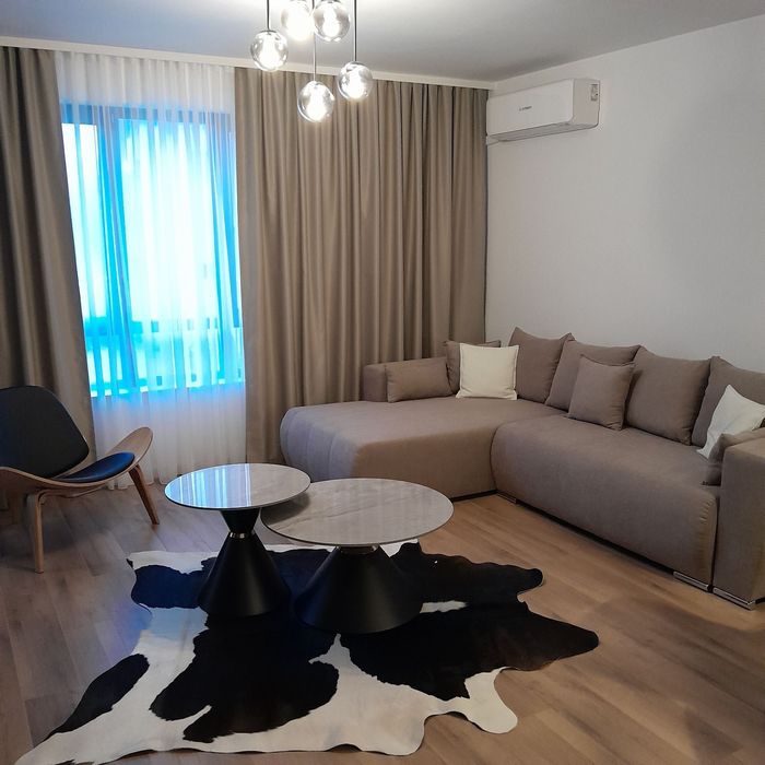 Продава се Двустаен апартамент в Пловдив, Южен - 70 кв.м за 2543 €/кв.м - Снимка #1