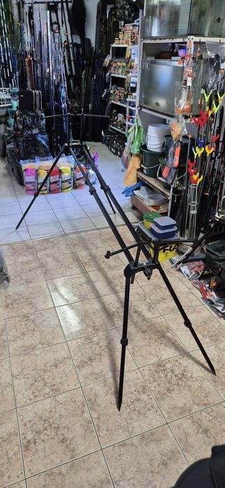 Стойка тип rod pod за 3 въдици KONGER