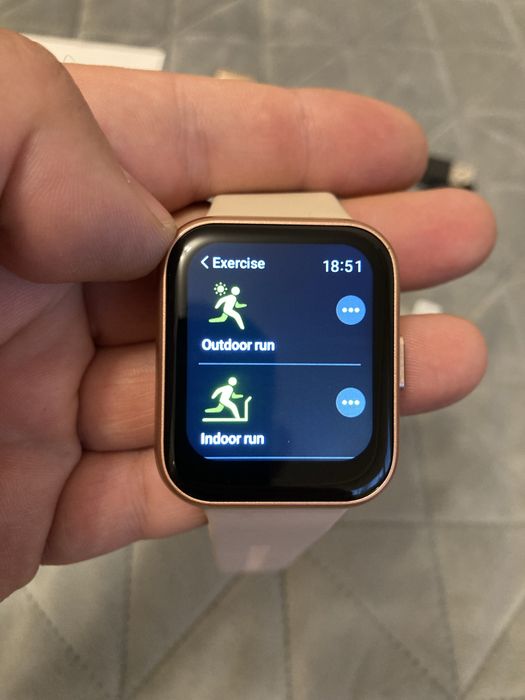 Смарт фитнес часовник