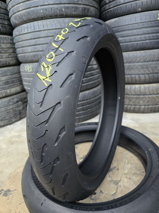 Anvelopa Moto Michelin 120/70 ZR17  DOT 3722. Stare Impecabilă.
