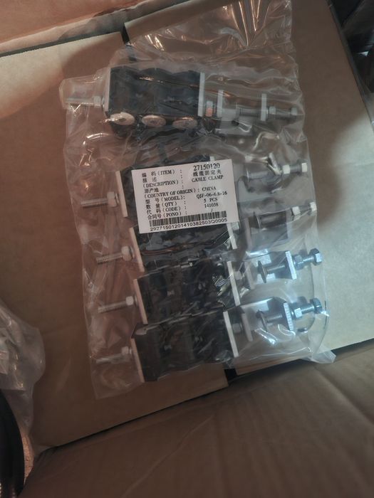 Клемпы зажимы для оптики и кабеля