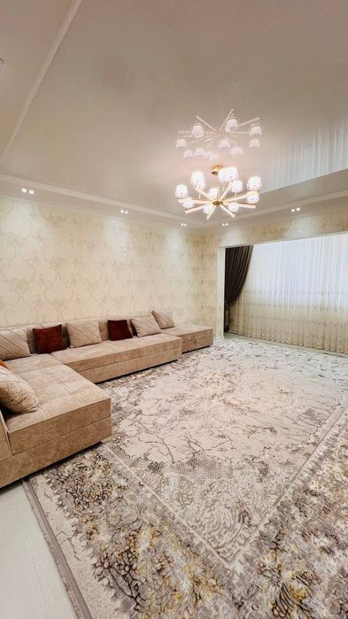 Дружба Народов  3/5/9. Орентр Нархоз Университет