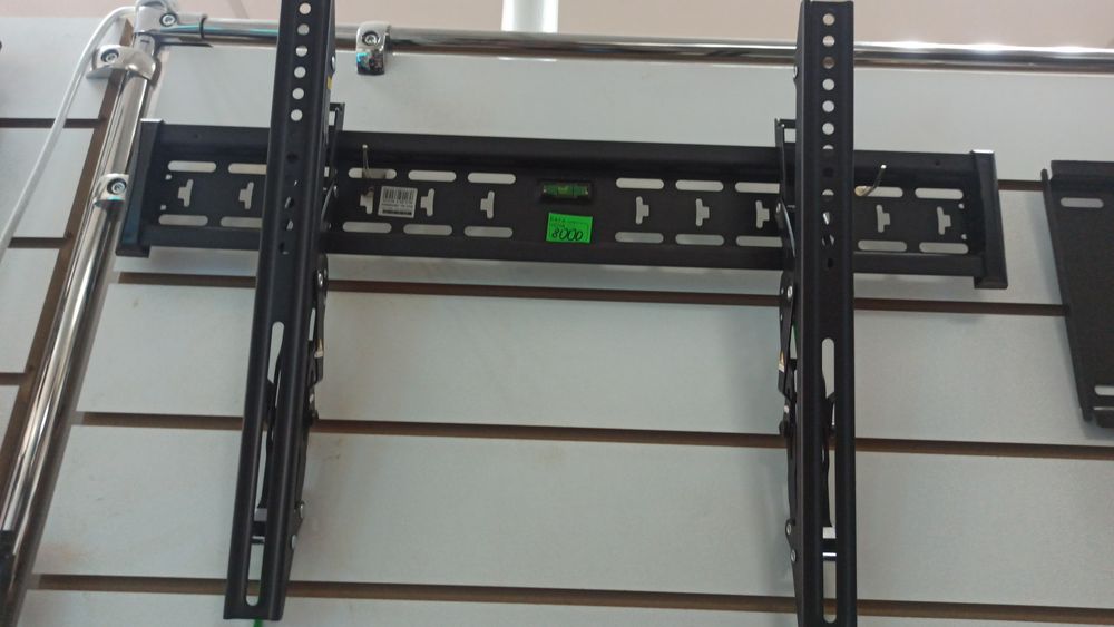 Установка Кранштеин и ТВ бокс