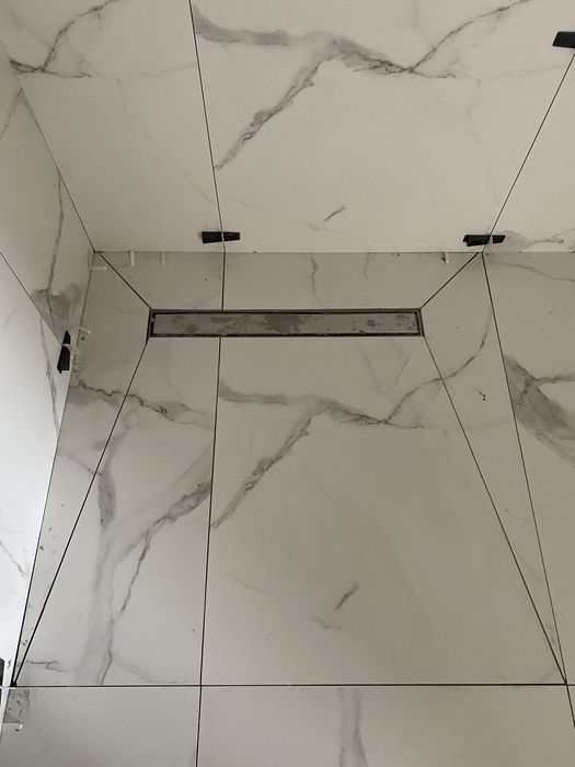 Execut lucrari in constructii. INTERIOARE si EXTERIOARE/RENOVARI