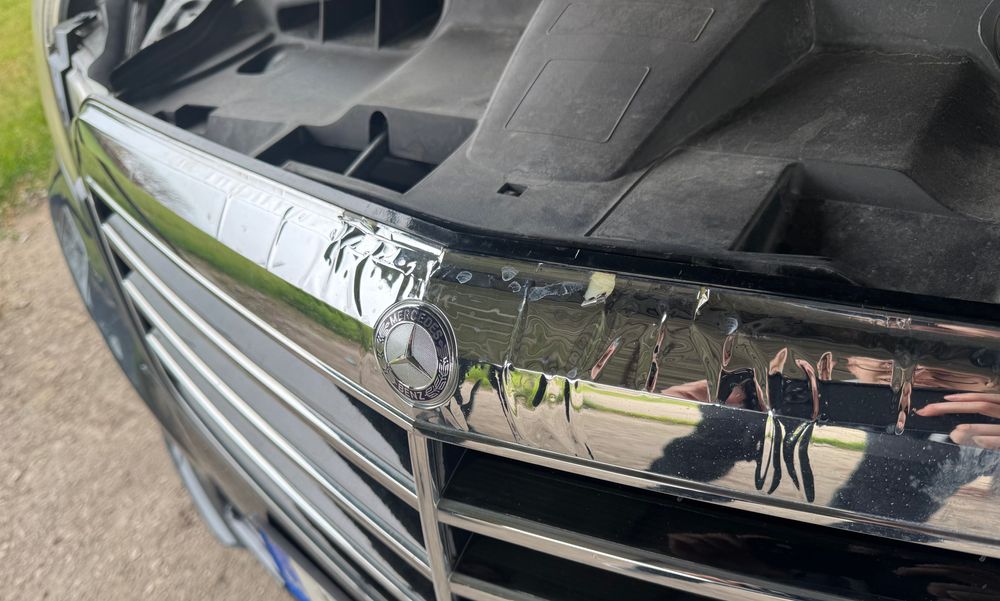 Предна решетка w212