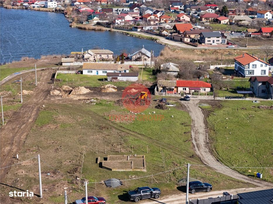 Teren Intravilan 2380 mp Langa Lac, Corbu