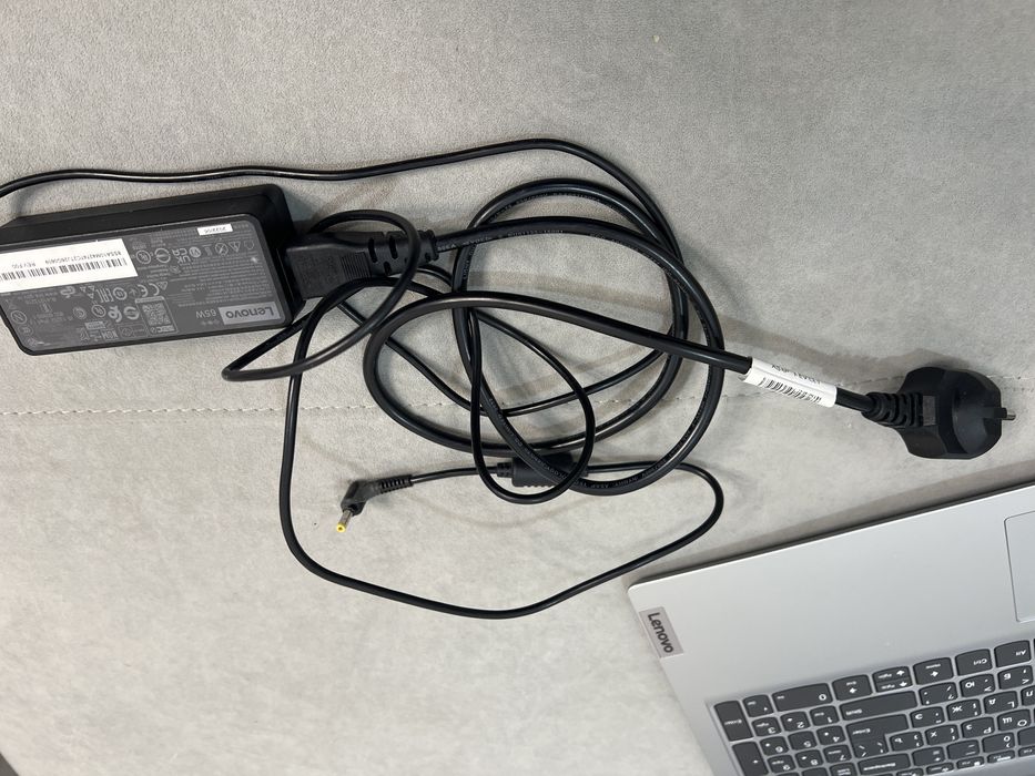 Продается новый Ноутбук Lenovo .