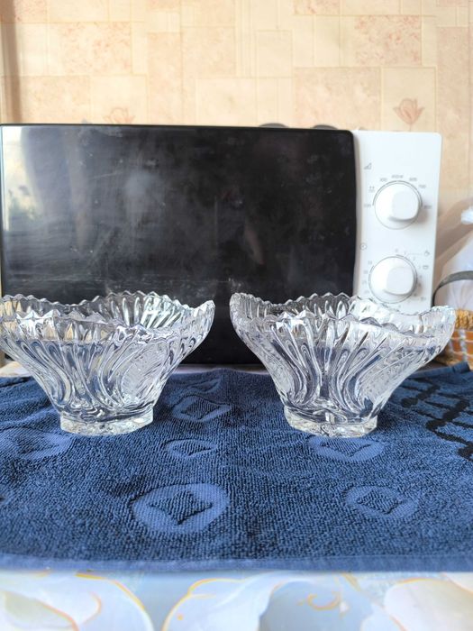 Продаю хрусталь.