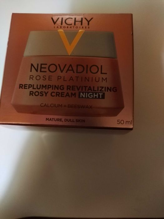 Медицинска козметика Vichy Rose.Комплект 35 euro;за брой 25 евро