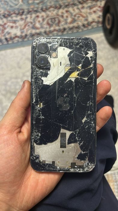 айфон 12 тёмно синий