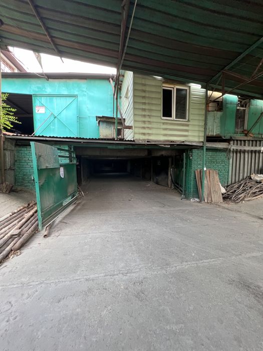 Продам гараж возле MEGA Alma-Ata