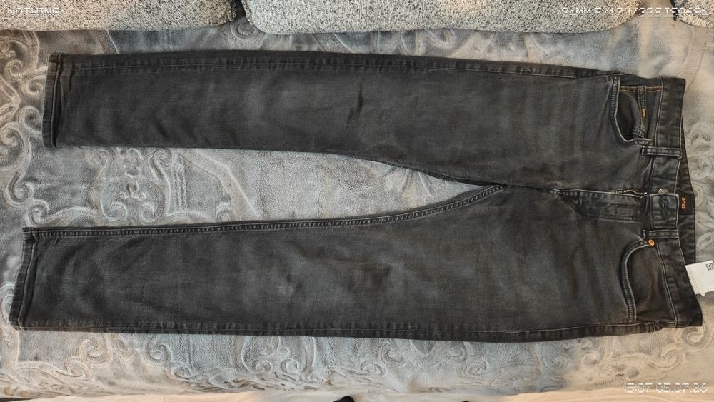 Blugi Lee Cooper și Boss