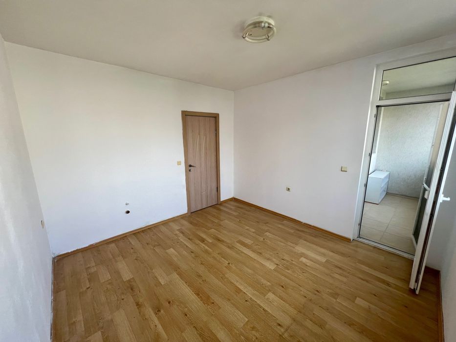 Дава се под наем Тристаен апартамент в Бургас, Лазур - 110 кв.м за 510 € - Снимка #5