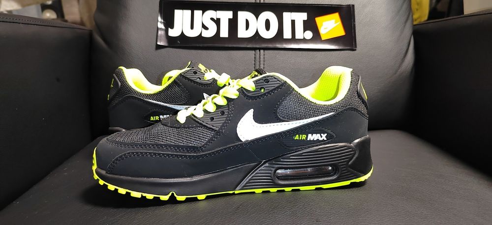 Nike Air Max 90,номер 39