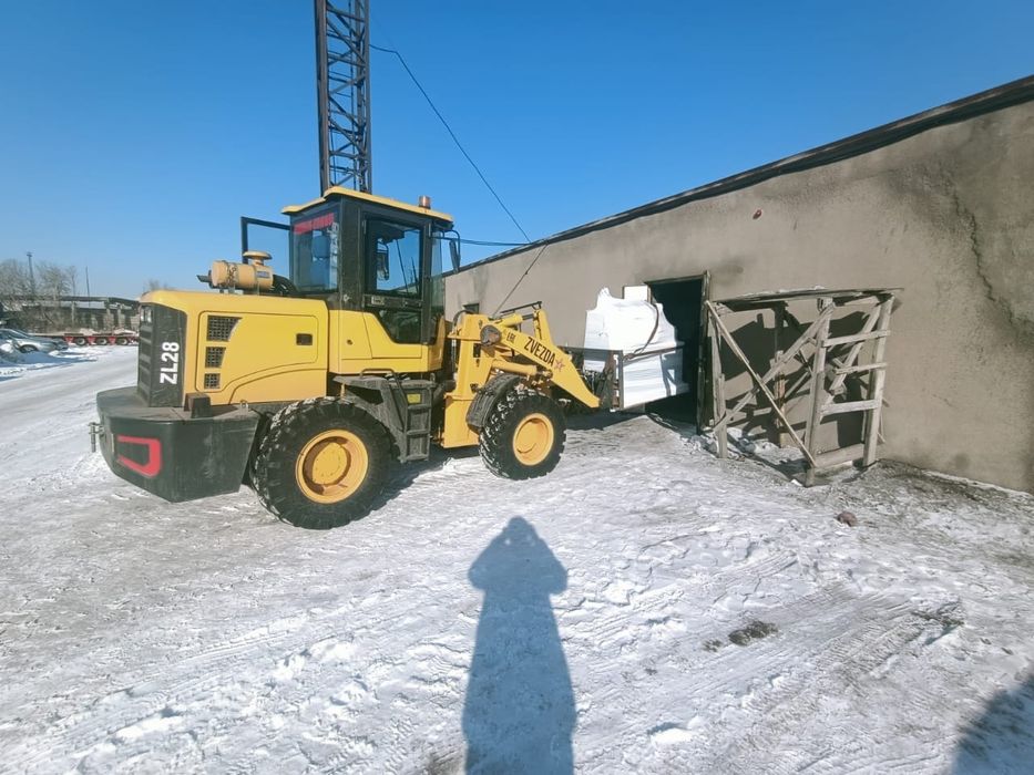 Услуги погрузчика ковш вилы