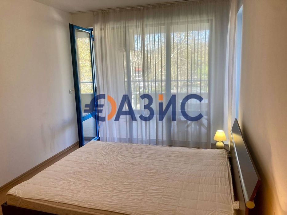 Продава се Двустаен апартамент в к.к. Слънчев бряг - 75 кв.м за 1174 €/кв.м - Снимка #10