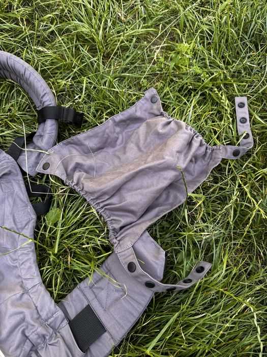 Marsupiu ergonomic Tula Free-to-Grow Stormy – stare excelentă, folosit foarte puțin