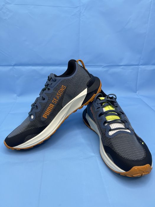 Маратонки Puma.