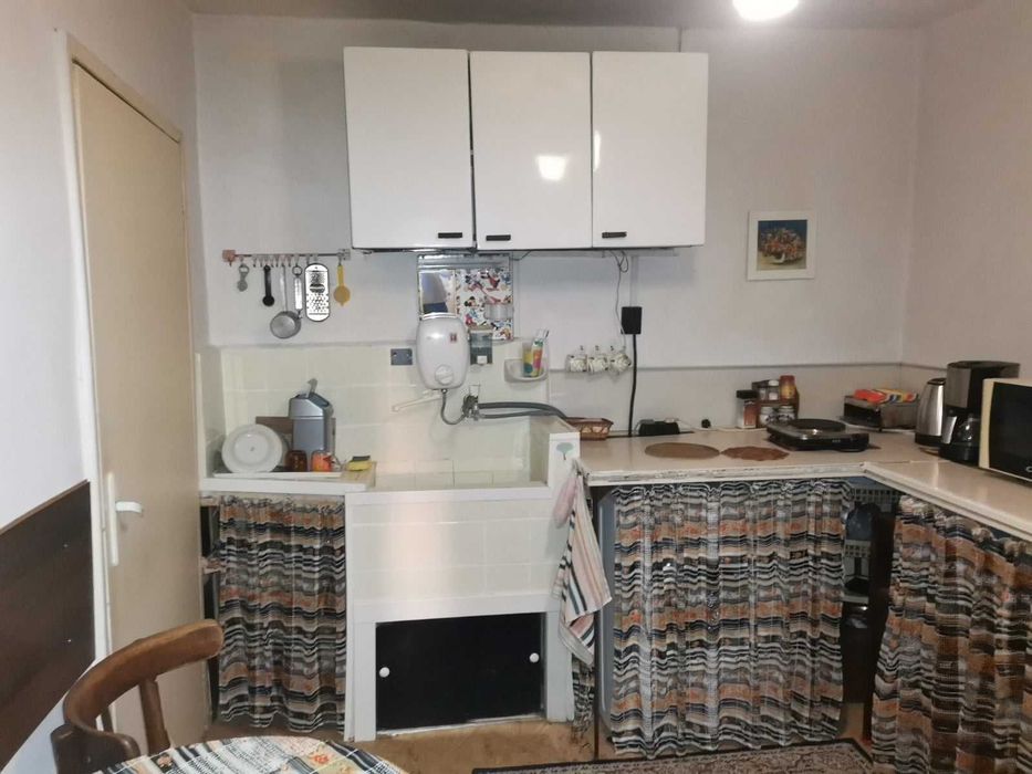 Дава се под наем Къща в Добрич, Център - 90 кв.м за 255 € - Снимка #3