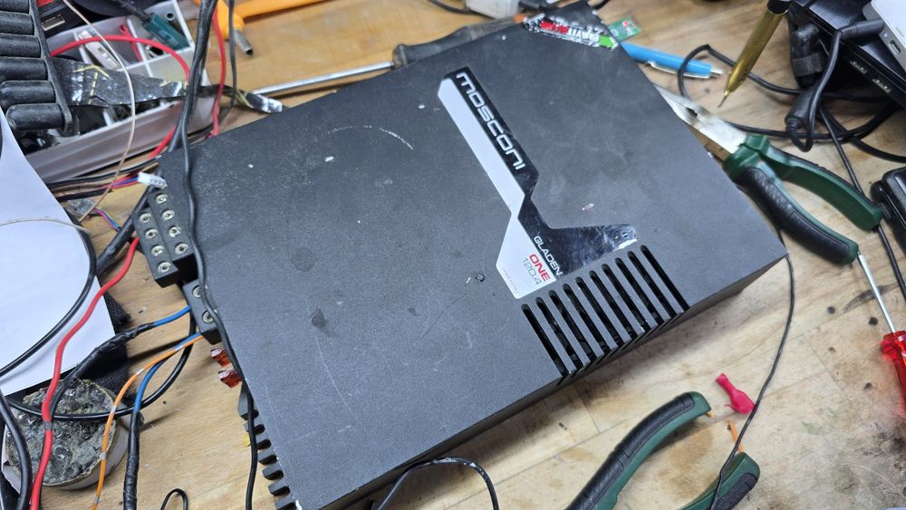 Vand mosconi gladen one 120.4 DSP