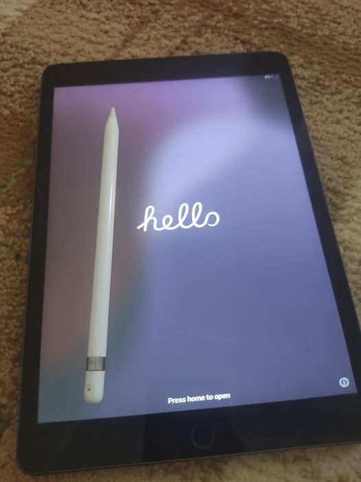iPad 9 generation 2021 64GB + стилус 1 поколения