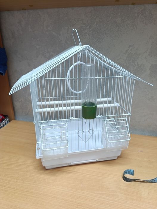 Продам клетку для папугаев